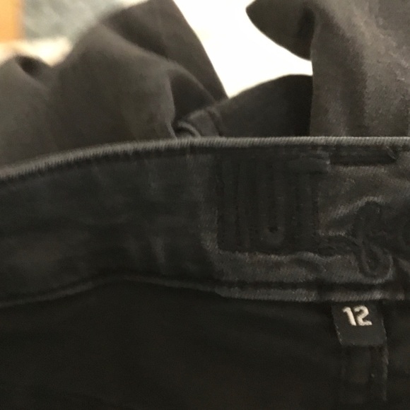 Kut from the Kloth Charcoal Gray size 12 - Picture 7 of 7